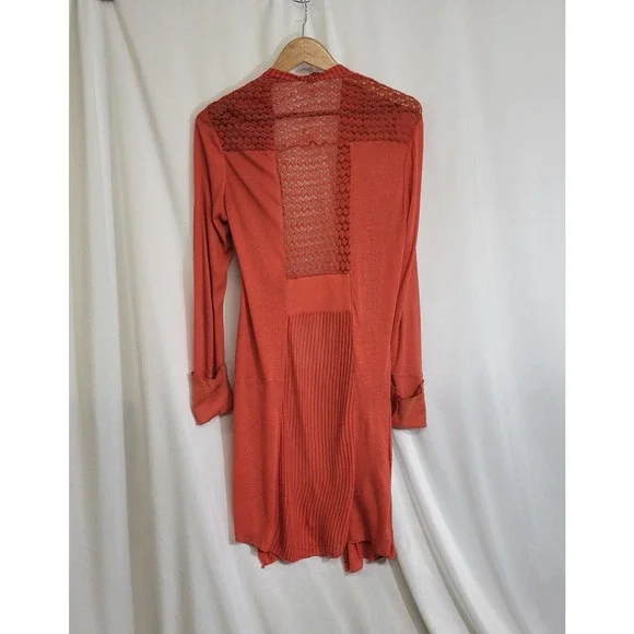 TINY Anthropologie Orange Coral Crochet Boho Lightweight Cardigan Sweater Medium - Picture 4 of 10